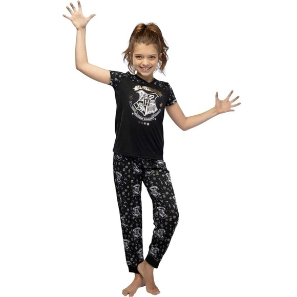Harry Potter Kids PJ’s Hermione Hogwarts Crest Jogger 2pc Set Kids - Picture 3 of 4